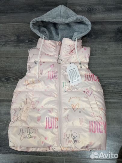Жилетка с капюшоном для девочки новая