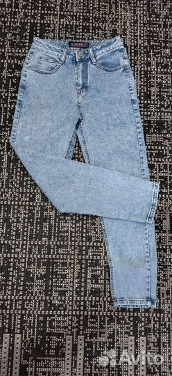 Джинсы мужские