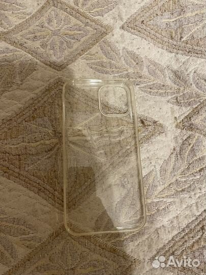 Чехол на iPhone 12