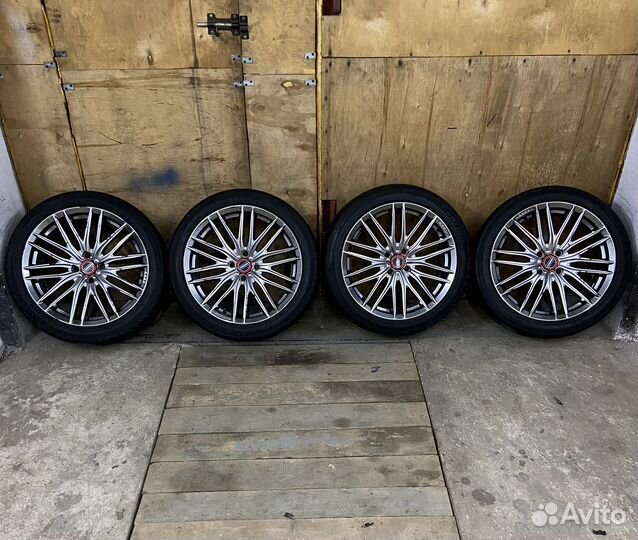 R17 Ovation VI-388 215/45, PCD 4x100 DIA 54.1