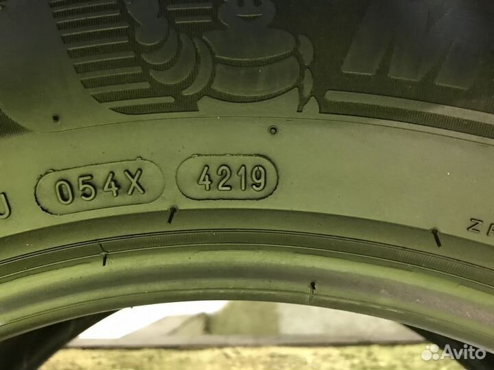 Michelin Primacy 4 235/55 R17