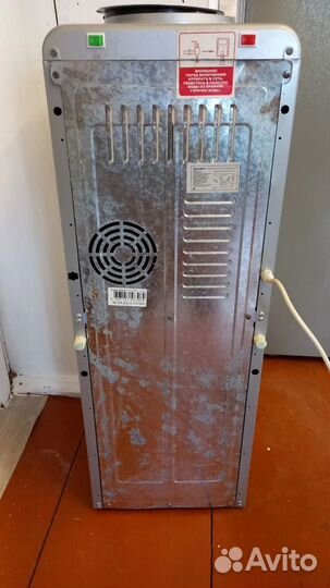 Кулер для воды с холодильником 10л,t12-92гр,770вт
