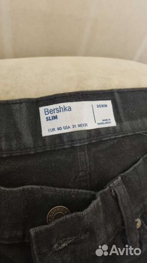 Джинсы Bershka, M