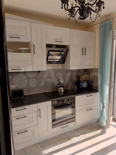 2-к. квартира, 60 м², 3/10 эт.