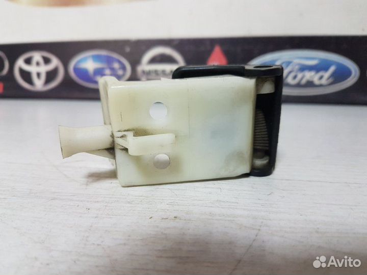 Ручка открывания капота Toyota Caldina CT216 3CT