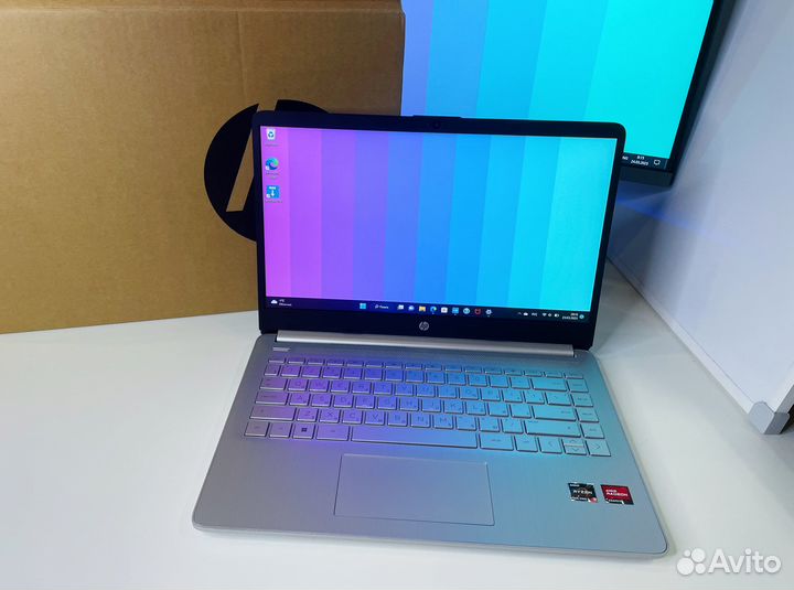 Тонкий Ноутбук HP Ryzen 3 5300u / SSD / озу 8гб
