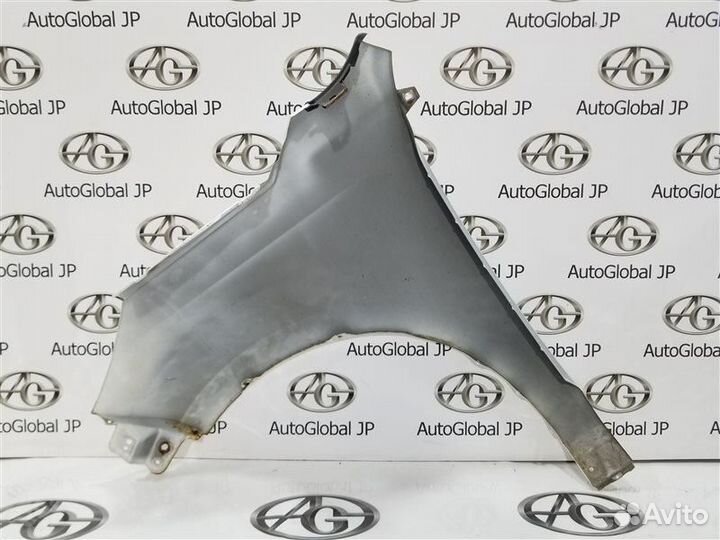 Крыло переднее правое Toyota Rush