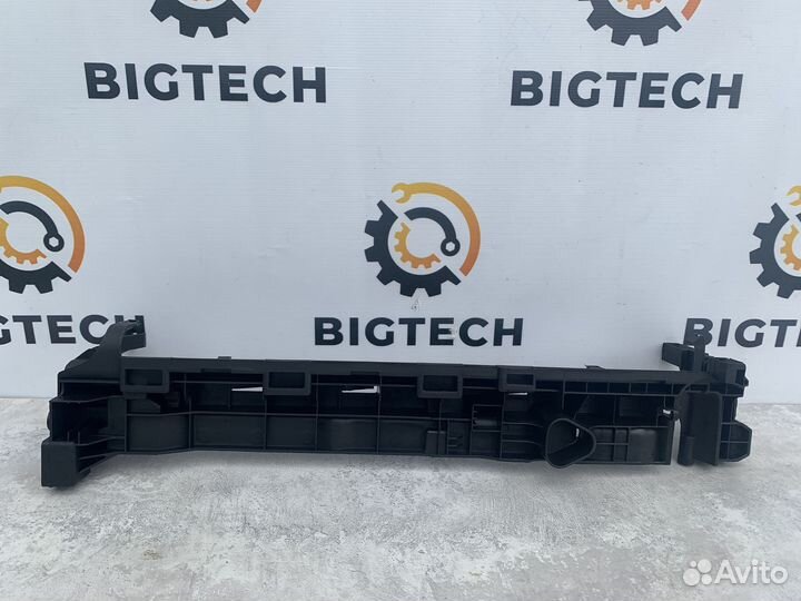 Рамка радиатора Mercedes Glc X253 A0995044218