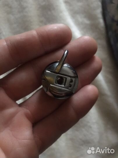 Челнок для швейной машины (правый)