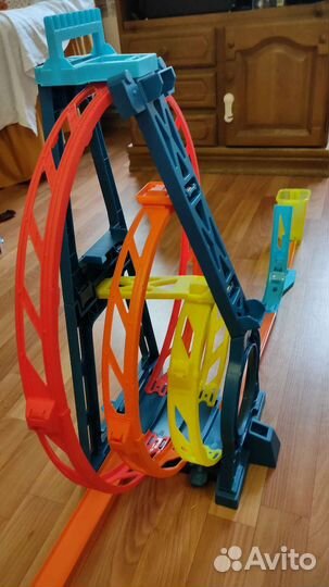Трек для машинок Hot wheels