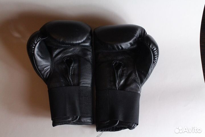 Боксерские перчатки 12 oz и спорт. сумка everlast