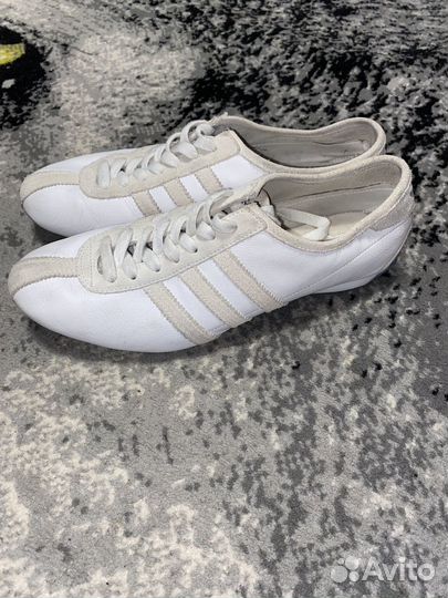 Adidas okapi best sale women's shoes