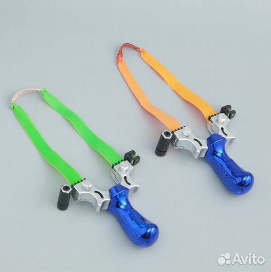 Мощная тактическая рогатка с лазером