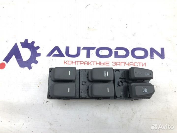 Блок управления стеклоподъемниками Hyundai Sonata