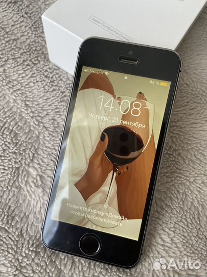 Телефон iPhone 5s