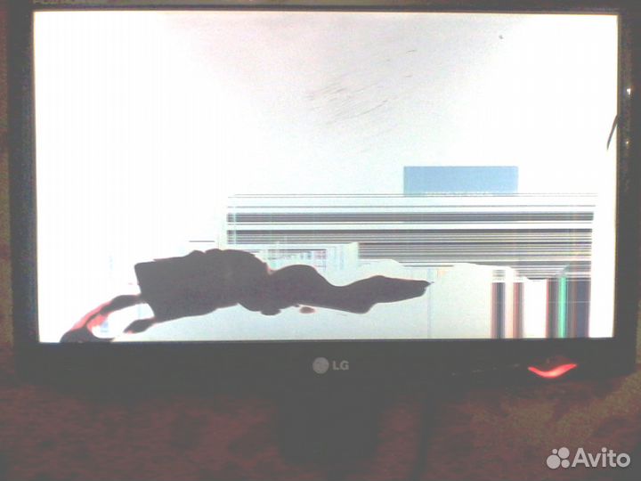 Монитор LG flatron W2043S-PFV потекший