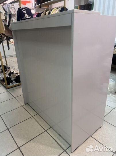 Стойка ресепшн бу