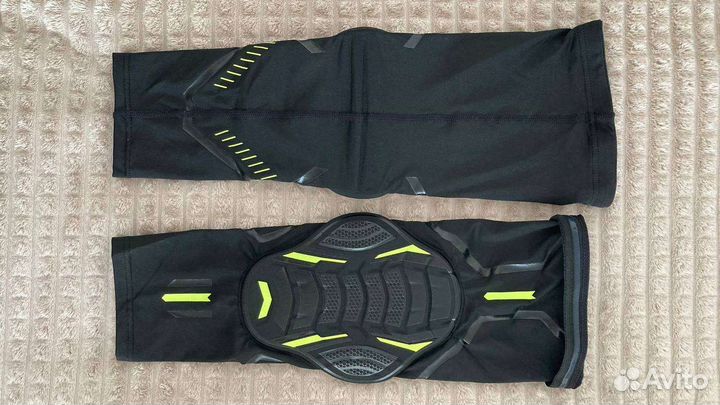 Наколенники