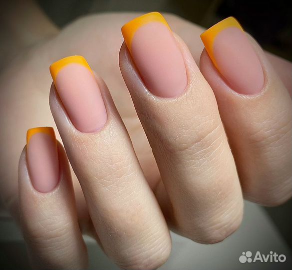 Маникюр педикюр