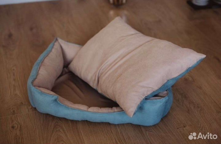 Лежанка для собак и кошек новая