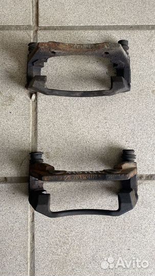 Суппорт тормозной передний Ford Mondeo 3