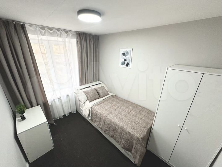 Комната 10 м² в 5-к., 1/9 эт.