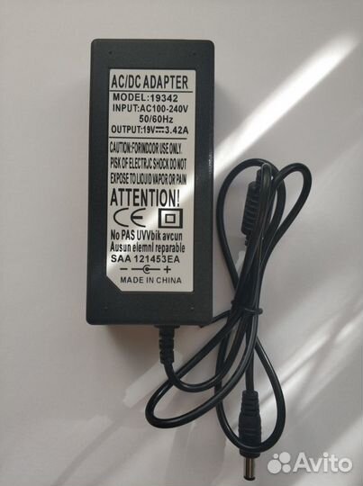 Блок питания для тв и ноутбука 19V3.42A новый