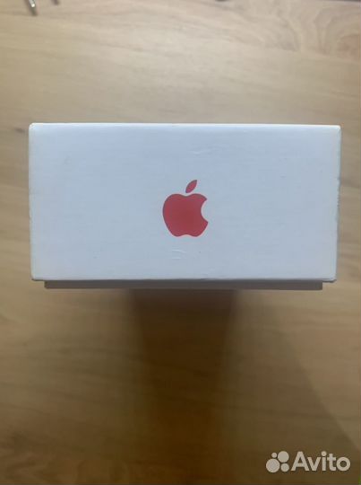 Коробка от iPhone 7 plus