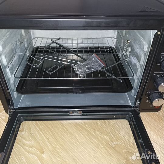 Мини-печь BBK OE5562MC –