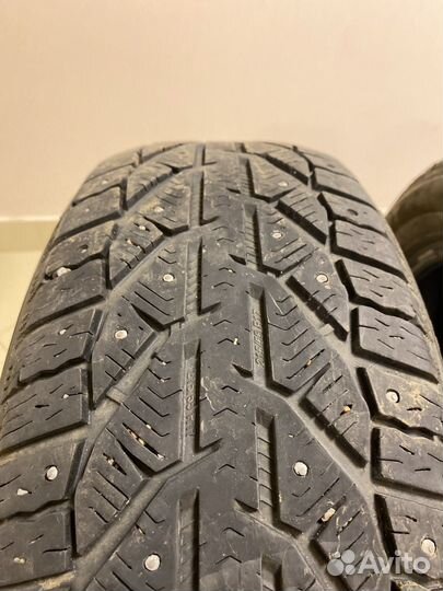 Tigar Ice 215/55 R17 98