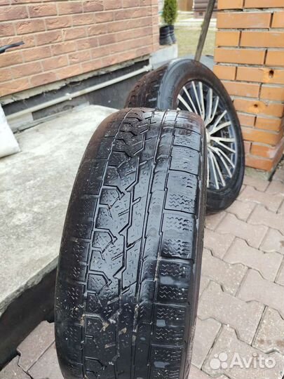 Kumho I'Zen RV Asymmetric 225/60 R17