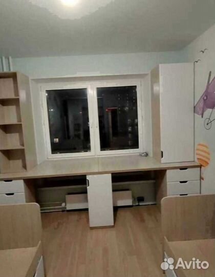 Рабочая зона у окна