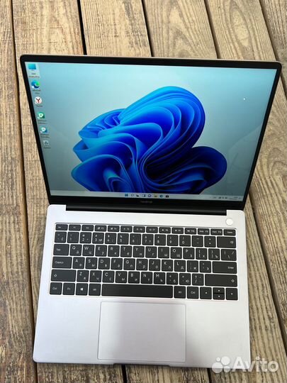 Новый ноутбук Realme Book 14