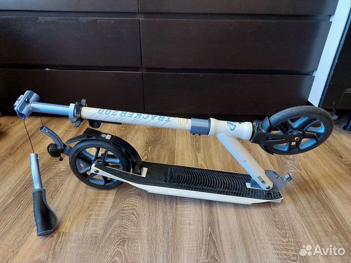 Самокат TechTeam Tracker 200