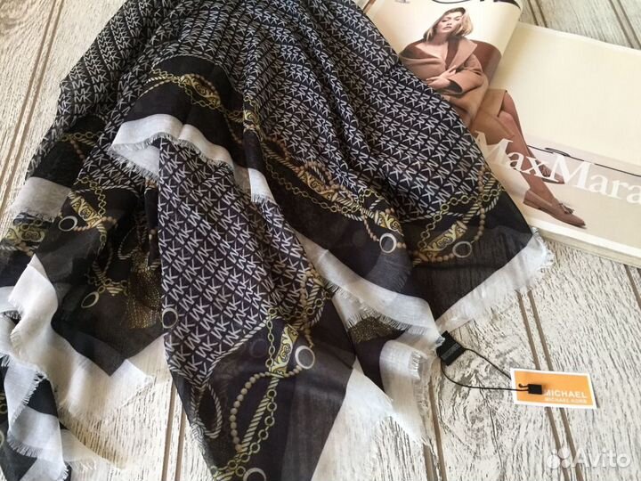 Платок Michael Kors. Батист, 2 цвета