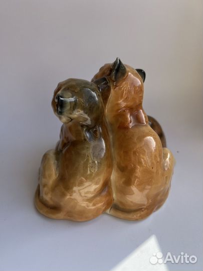 Статуэтка фарфоровое львята. Karl Ens, Германия