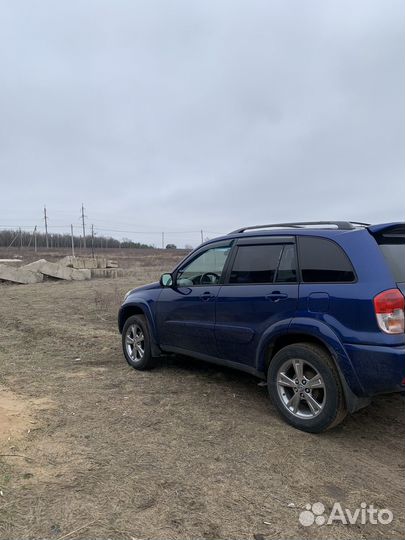 Toyota RAV4 2.0 AT, 2002, 350 000 км