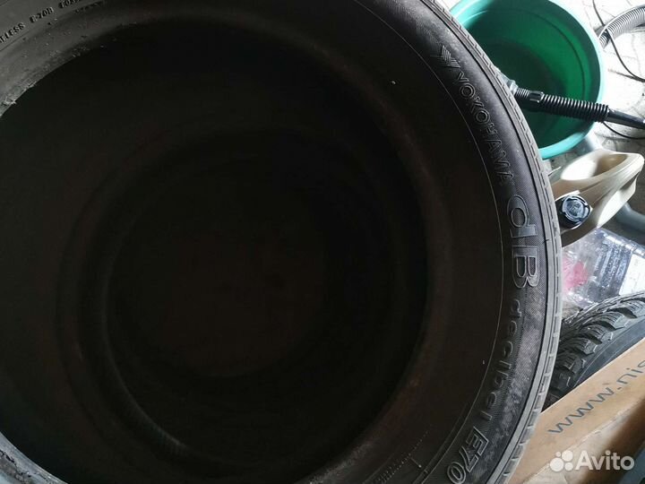 Yokohama dB Decibel E70B 215/60 R16