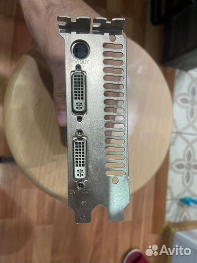 Видеокарта nvidia GeForce 9600 GT