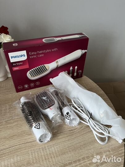 Фен-щетка Philips