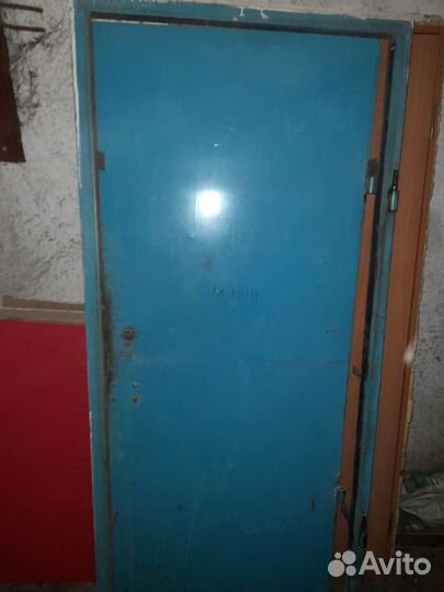 Дверь входная металлическая