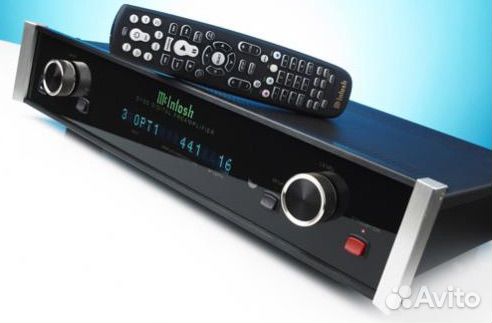 Предусилитель McIntosh D100