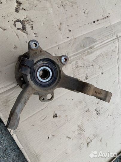 Кулак поворотный передний правый Chery Bonus A13