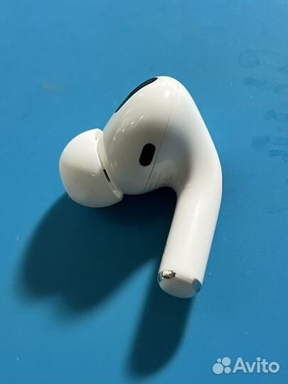 Правый наушник airpods pro original