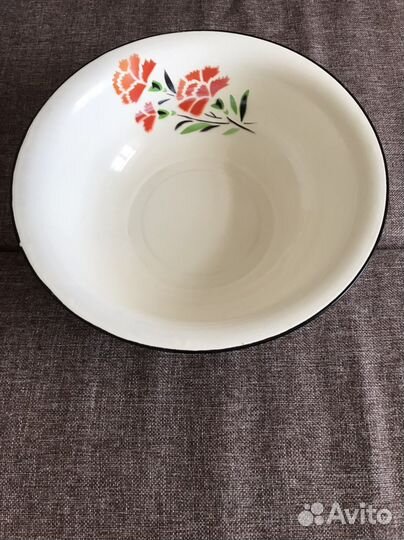 Таз эмалированный