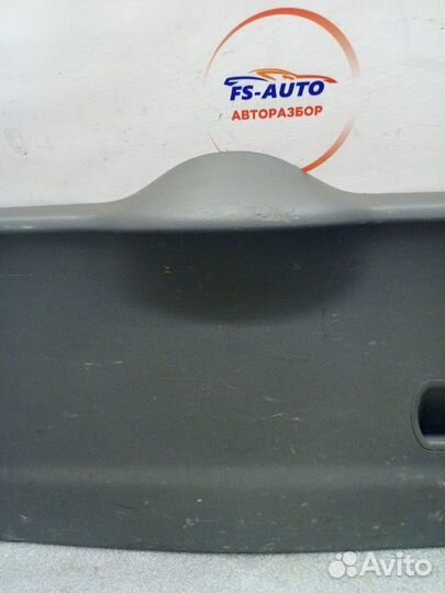 Обшивка двери багажника Ford Fusion 1.4 fxja 2004