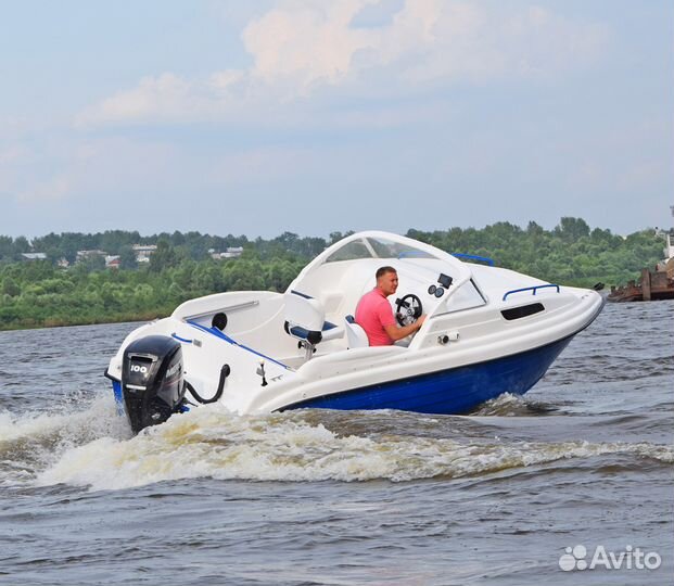 Новый катер с каютой Неман 550 комбинированный