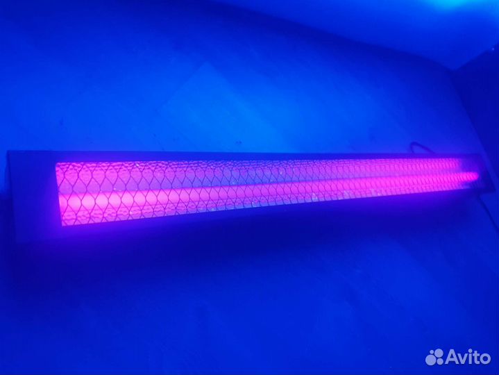 Ультрафиолетовая лампа для дискотек
