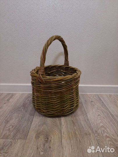 Корзина плетеная 