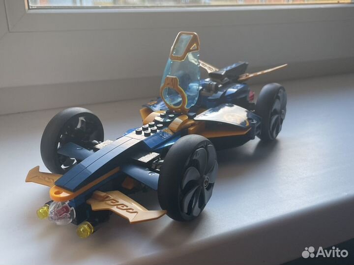 Lego автомобиль